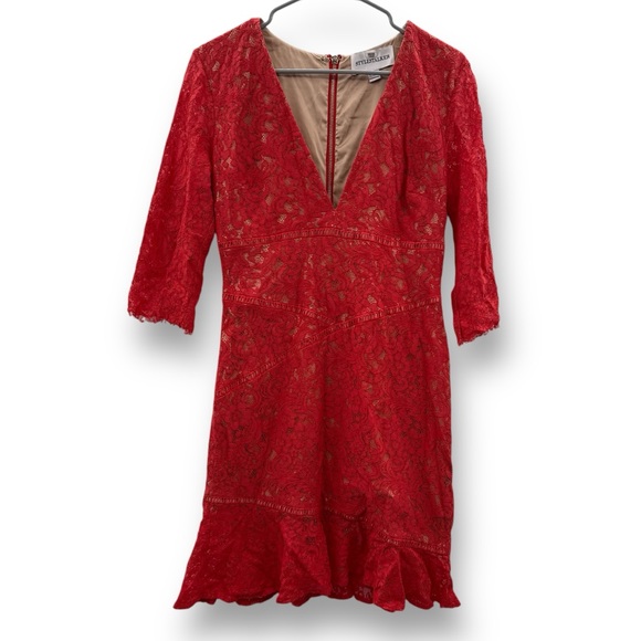 RTR Stylestalker Ari Red Lace V Neck Half Sleeve Sheath Mini Dress Sz M - Picture 2 of 11